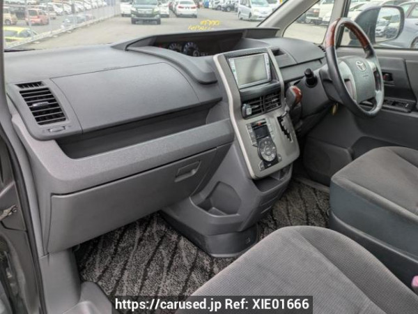 Used 2008 AT toyota noah ZRR70G Image[14]
