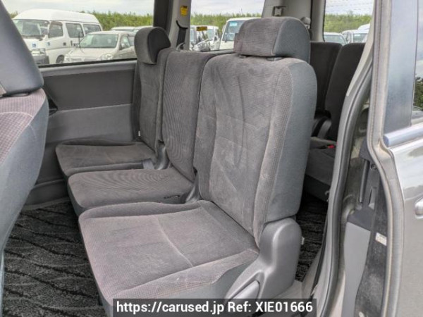 Used 2008 AT toyota noah ZRR70G Image[16]