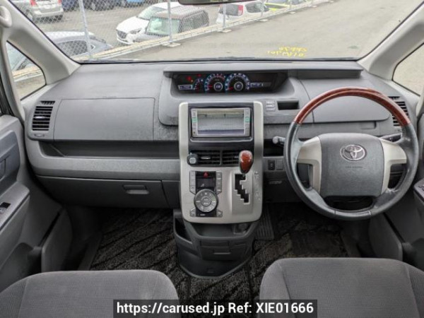 Used 2008 AT toyota noah ZRR70G Image[19]