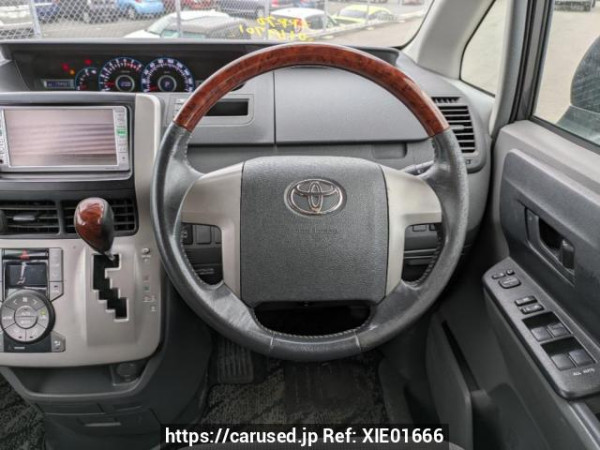 Used 2008 AT toyota noah ZRR70G Image[21]