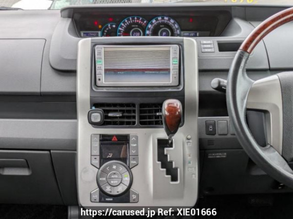 Used 2008 AT toyota noah ZRR70G Image[24]