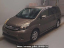 Toyota Isis ZGM10W