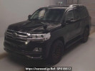 Toyota Land Cruiser URJ202W