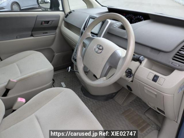 Used 2008 AT toyota noah ZRR70G Image[12]