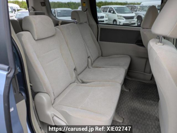 Used 2008 AT toyota noah ZRR70G Image[15]