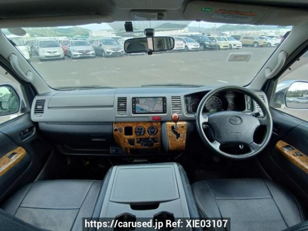 Used 2005 AT toyota regiusace-van KDH200V Image[16]