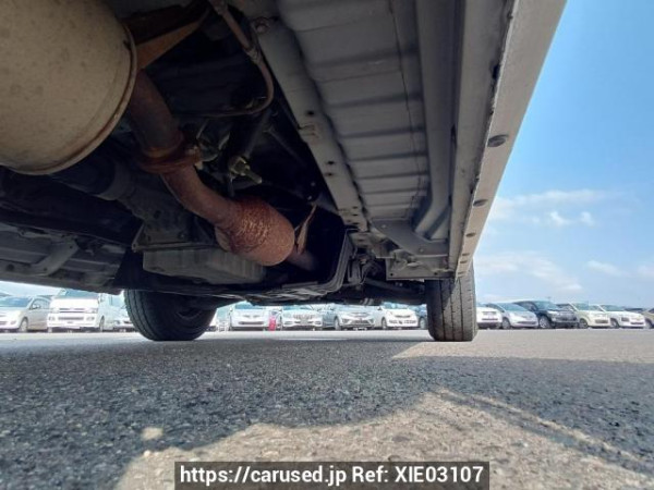 Used 2005 AT toyota regiusace-van KDH200V Image[32]