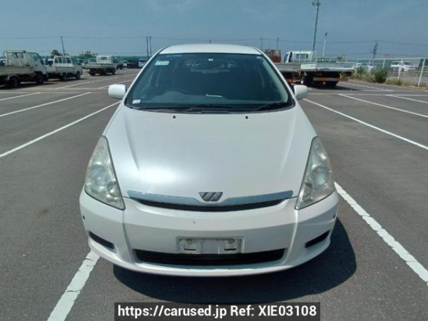 Used 2004 AT toyota wish ZNE10G Image[1]