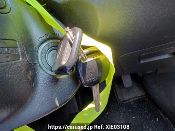 Used 2004 AT toyota wish ZNE10G Image[28]