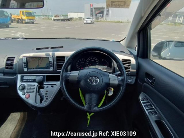 Used 2005 AT toyota wish ZNE10G Image[22]