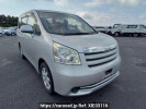 Toyota Noah ZRR70G