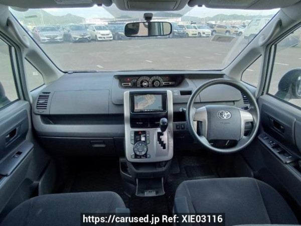 Used 2009 AT toyota noah ZRR70G Image[17]