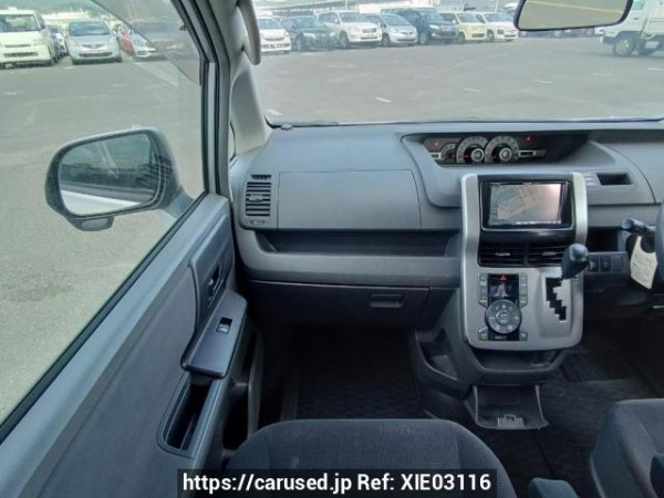 Used 2009 AT toyota noah ZRR70G Image[18]