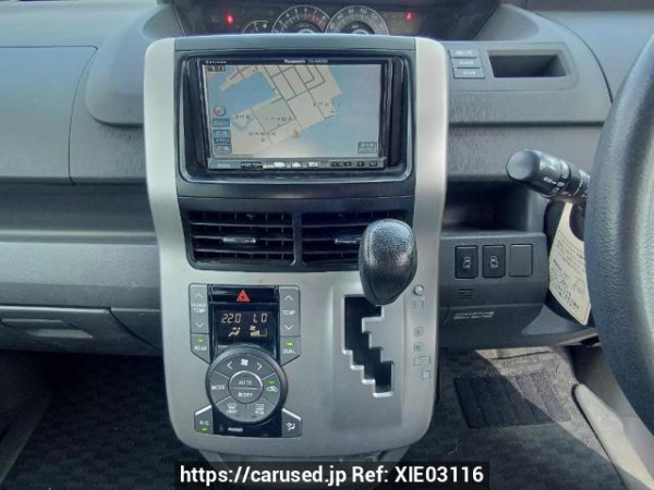 Used 2009 AT toyota noah ZRR70G Image[22]
