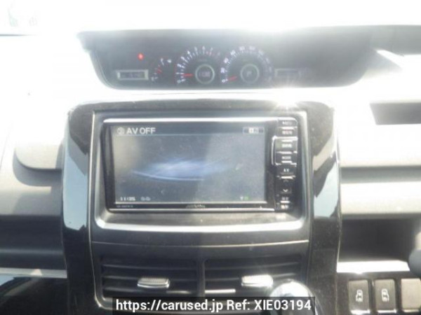 Used 2007 AT toyota voxy ZRR70W Image[21]