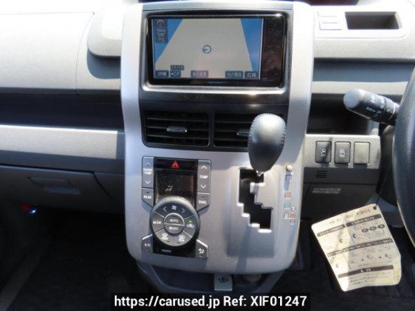 Used 2008 AT toyota voxy ZRR70W Image[25]