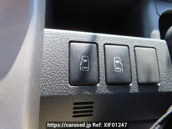 Used 2008 AT toyota voxy ZRR70W Image[27]