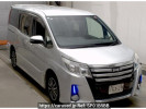 Toyota Noah ZRR80W