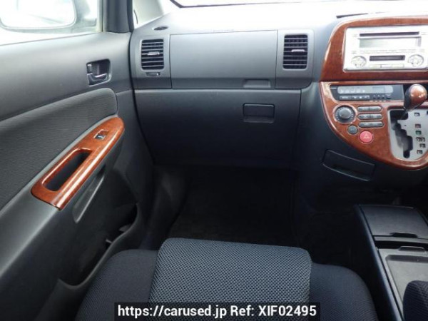 Used 2004 AT toyota wish ZNE10G Image[19]