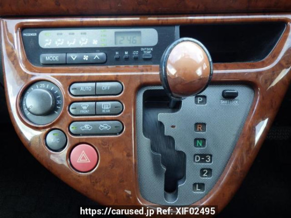 Used 2004 AT toyota wish ZNE10G Image[26]