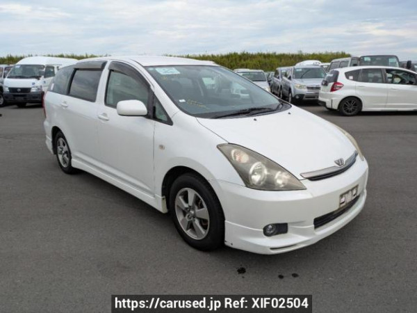 Used 2005 AT toyota wish ZNE10G Image[0]