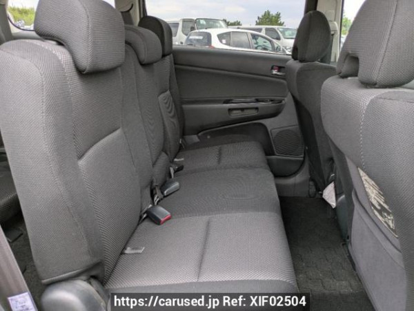 Used 2005 AT toyota wish ZNE10G Image[15]