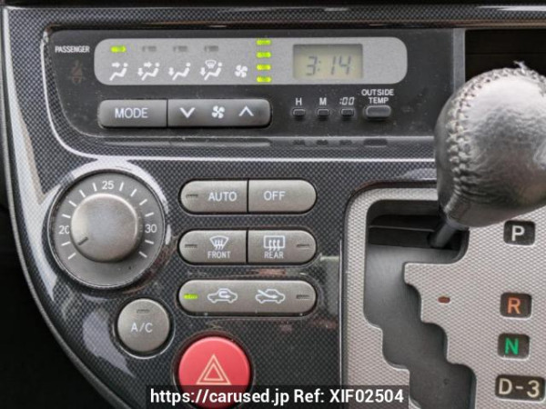 Used 2005 AT toyota wish ZNE10G Image[27]