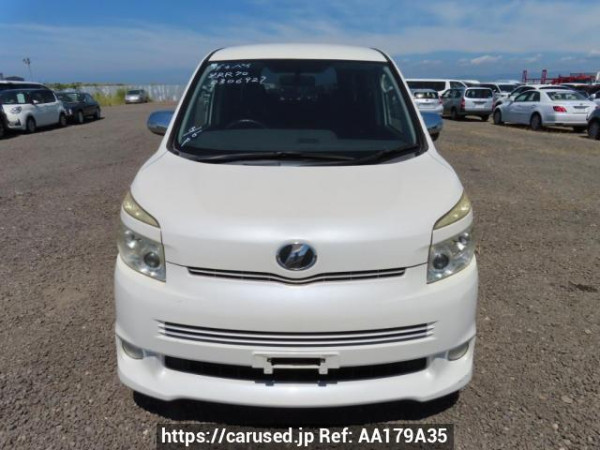 Used 2010 AT toyota voxy ZRR70W Image[1]