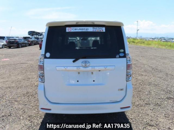 Used 2010 AT toyota voxy ZRR70W Image[5]