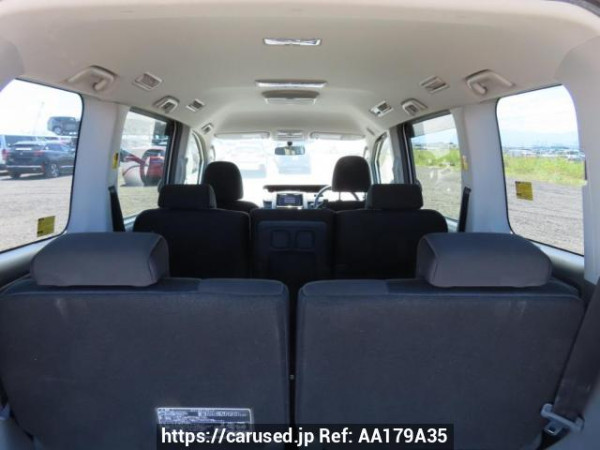 Used 2010 AT toyota voxy ZRR70W Image[9]