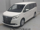 Toyota Noah ZWR80G