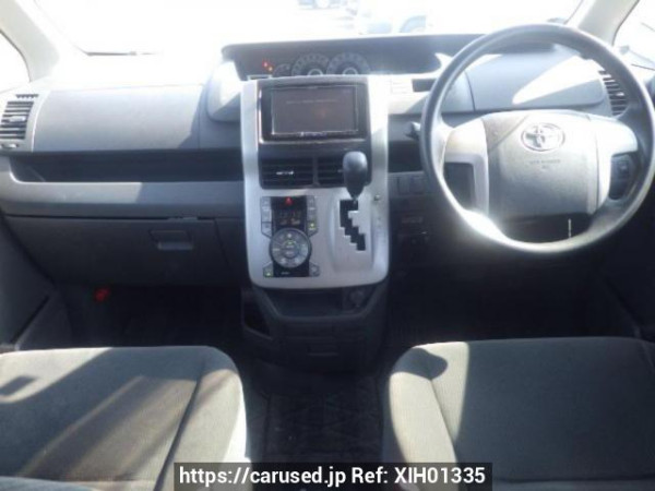 Used 2008 AT toyota noah ZRR70G Image[17]