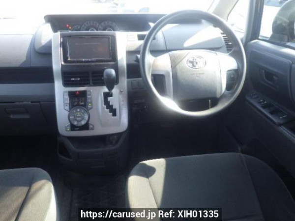 Used 2008 AT toyota noah ZRR70G Image[19]