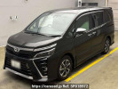 Toyota Voxy ZRR80W