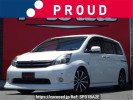 Toyota Isis ZGM11W