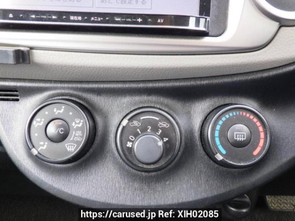 Used 2012 AT toyota vitz KSP130 Image[25]