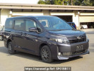 Toyota Voxy ZRR85G