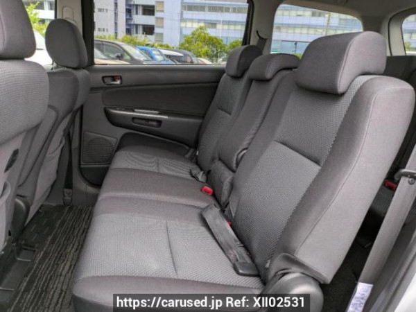 Used 2003 AT toyota wish ZNE10G Image[16]