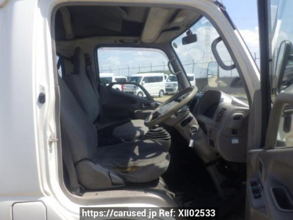 Used 2004 MT toyota dyna-route-van XZU308V Image[11]