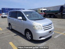Toyota Noah ZRR70G