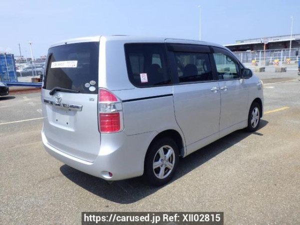 Used 2007 AT toyota noah ZRR70G Image[5]