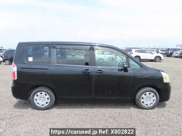 Used 2007 AT toyota noah ZRR70G Image[7]