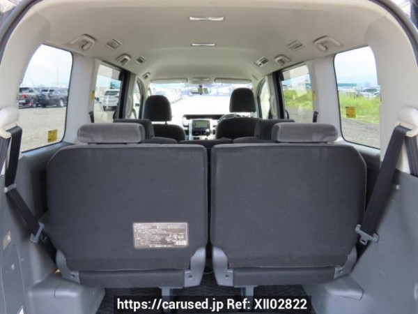 Used 2007 AT toyota noah ZRR70G Image[9]