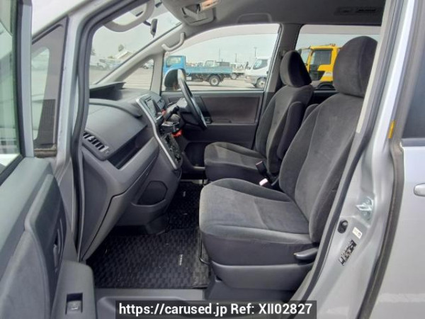 Used 2008 AT toyota noah ZRR70G Image[14]