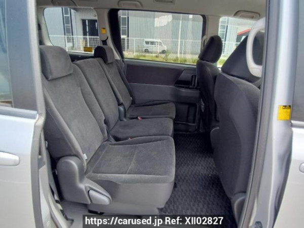 Used 2008 AT toyota noah ZRR70G Image[15]