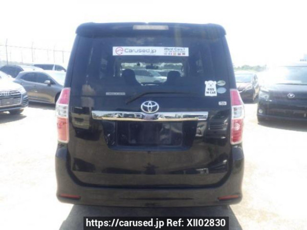 Used 2008 AT toyota noah ZRR70W Image[5]
