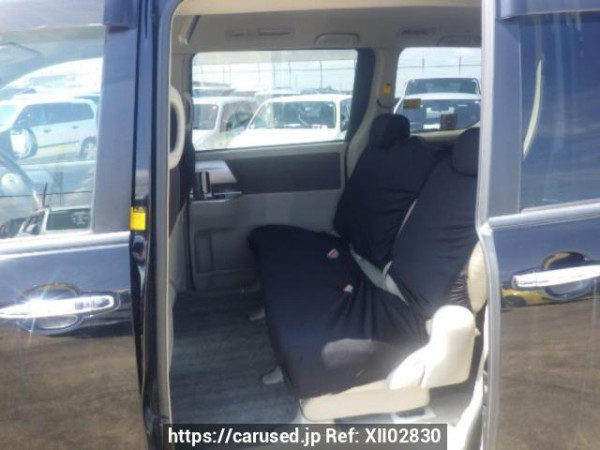 Used 2008 AT toyota noah ZRR70W Image[14]
