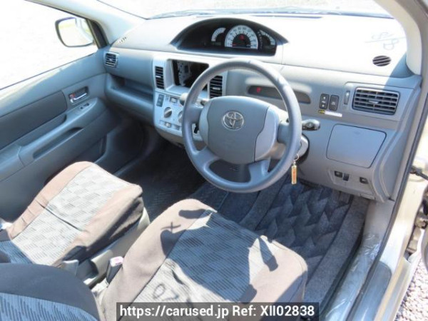 Used 2004 AT toyota raum NCZ20 Image[13]