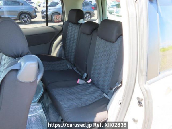 Used 2004 AT toyota raum NCZ20 Image[18]