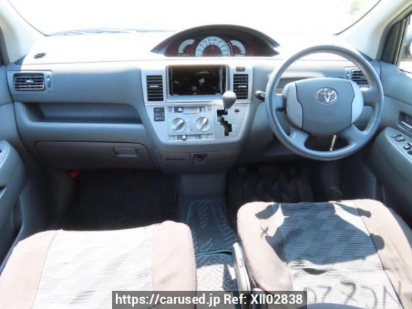 Used 2004 AT toyota raum NCZ20 Image[19]